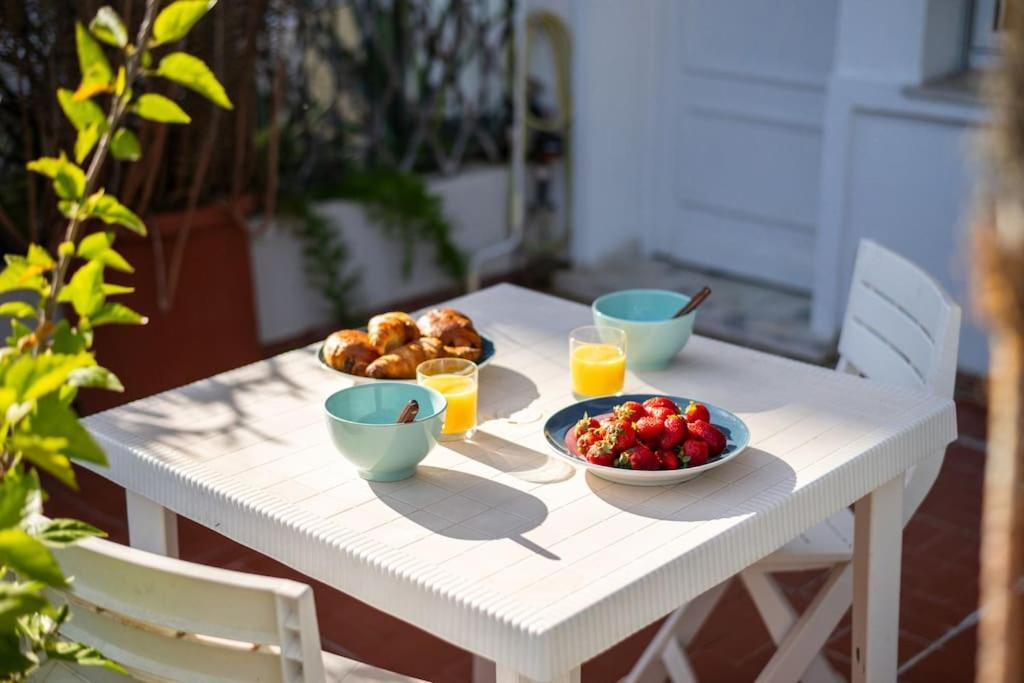 Apartment L'oiseau Bleu - Terrasse - Parking Collectif - Climatisation Menton